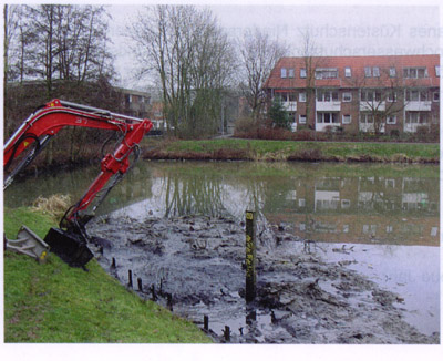 Entschlammung des kleinen Speichersees beim Schöpfwerk nahe dem Kattenescher Weg