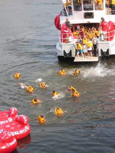 Haake-Beck-Badeinsel-Rennen-02-08-2003-015