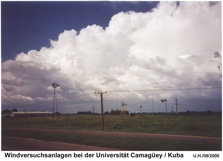 1- Kleine Windkraftanlagen bei Camagüy